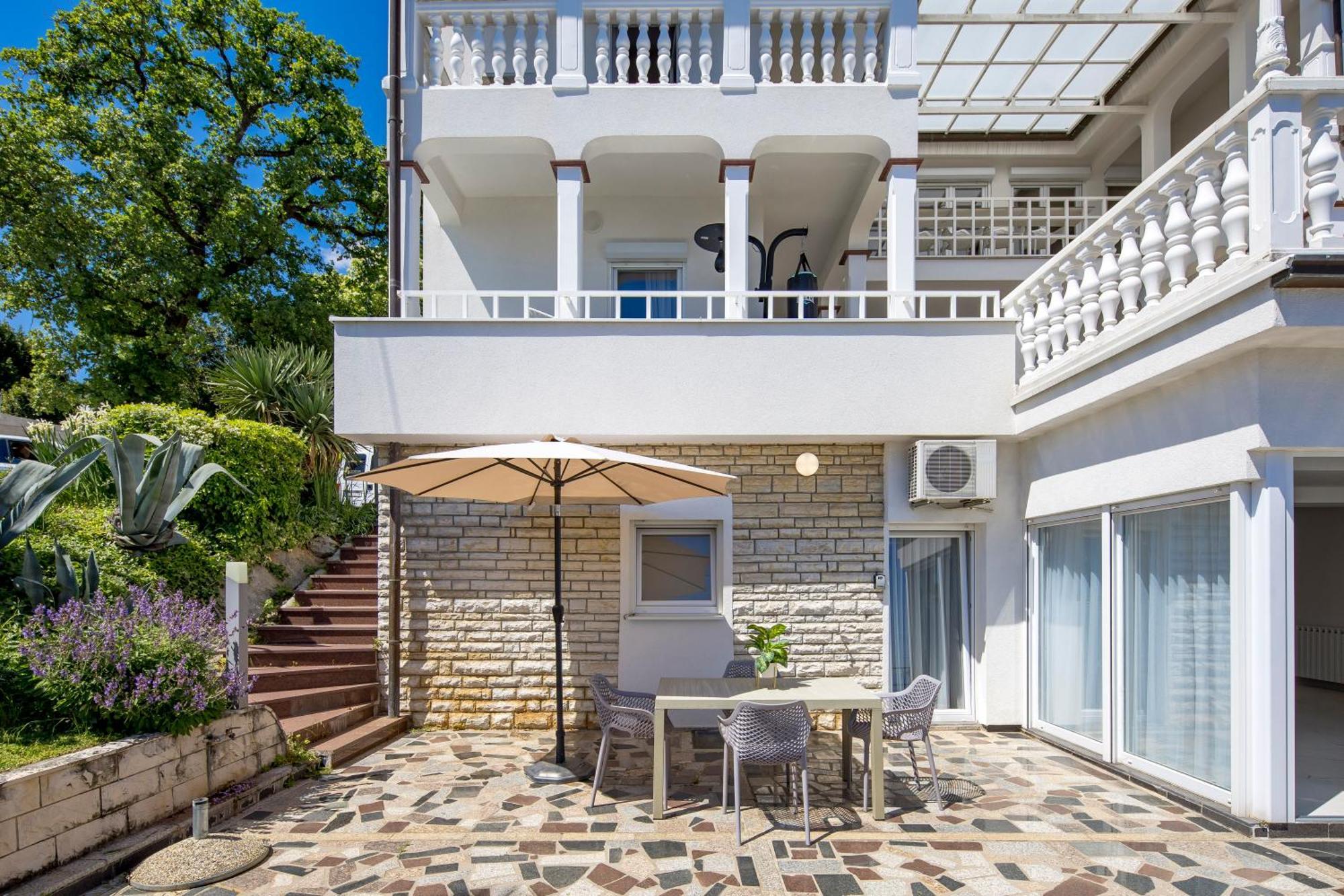 Villa Garden Apartment With Pool Opatija Dış mekan fotoğraf